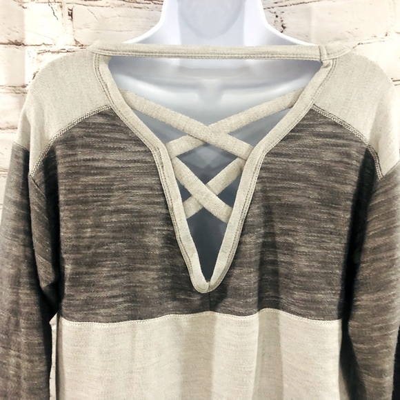 ❤️🔥Papermoon❤️🔥Beautiful Criss Cross Back-Measurements in Photos❤️🔥 - Picture 2 of 12